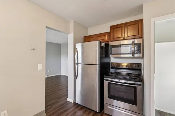 7708 Ridgemont Drive, Urbandale, IA 50322