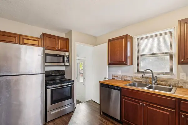 7708 Ridgemont Drive, Urbandale, IA 50322