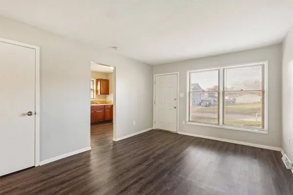 7708 Ridgemont Drive, Urbandale, IA 50322