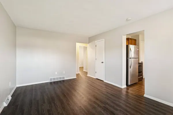 7708 Ridgemont Drive, Urbandale, IA 50322