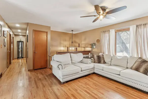 202 NE Crestmoor Place, Ankeny, IA 50021