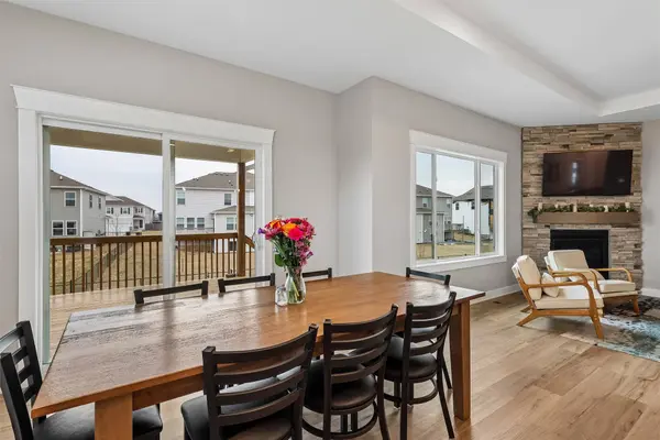 1210 NW Pine Bluff Circle, Waukee, IA 50263