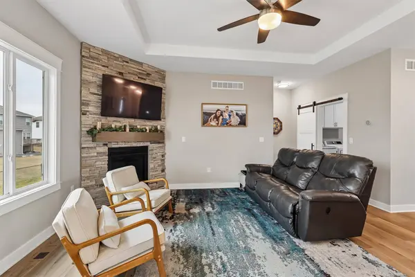 1210 NW Pine Bluff Circle, Waukee, IA 50263