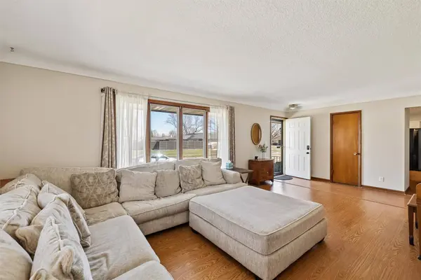 313 SE 9th Street, Ankeny, IA 50021