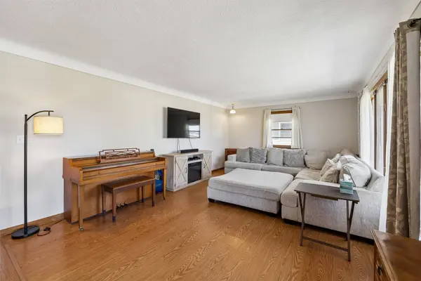 313 SE 9th Street, Ankeny, IA 50021