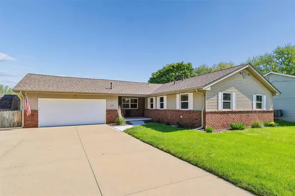 3105 Pleasant Street, West Des Moines, IA 50266
