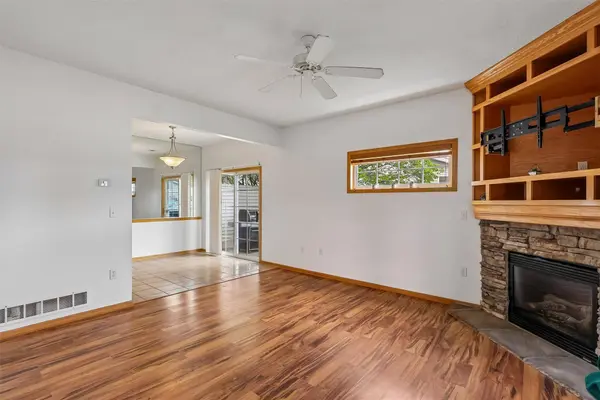 2101 Meadow Court #1306, Des Moines, IA 50320