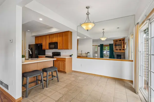 2101 Meadow Court #1306, Des Moines, IA 50320