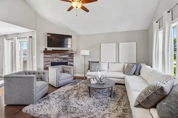 2715 SW Prairie Trail Parkway, Ankeny, IA 50023