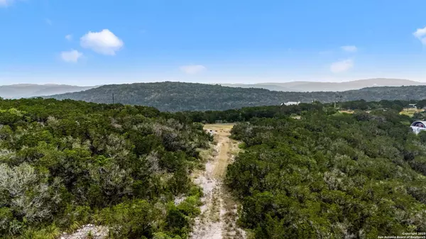 837 County Road 270, Mico, TX 78056