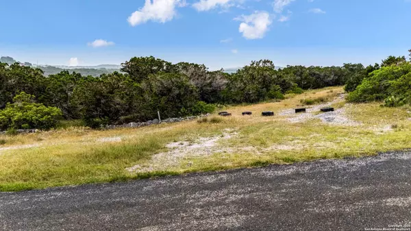 837 County Road 270, Mico, TX 78056