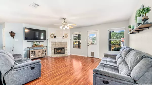 5911 Oak Blossom, San Antonio, TX 78250