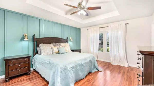 5911 Oak Blossom, San Antonio, TX 78250