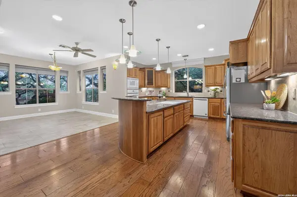 22025 PASEO CORTO DR, San Antonio, TX 78266