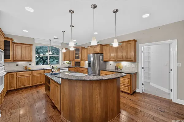 22025 PASEO CORTO DR, San Antonio, TX 78266