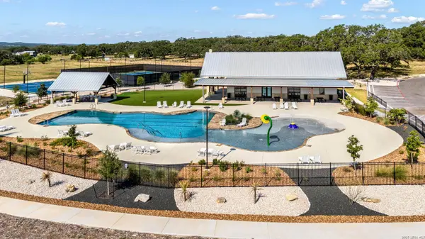 577 ROSEMARY RIDGE DR, Bulverde, TX 78163