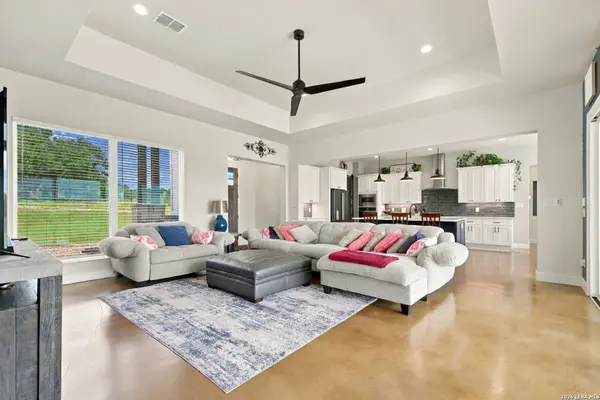 757 Annabelle, Bulverde, TX 78163