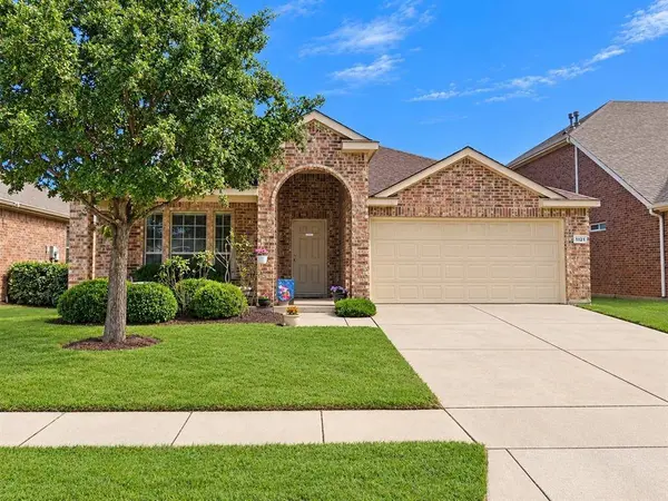 1121 Lake Hollow Drive