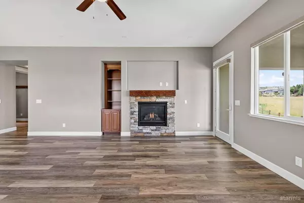 466 Egret Court, Genoa, NV 89705