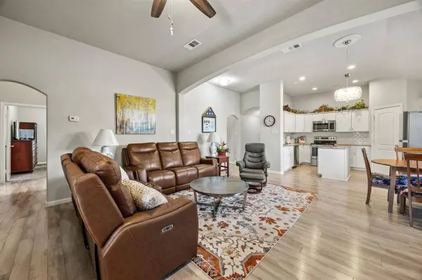 730 Walnut Street, Duncanville, TX 75116