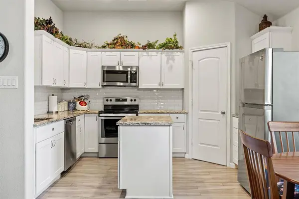 730 Walnut Street, Duncanville, TX 75116