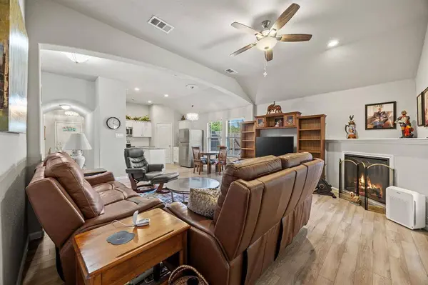 730 Walnut Street, Duncanville, TX 75116