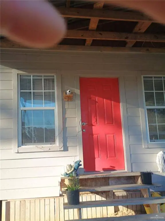 504 Out Of Area RD, Cleveland, TX 77327