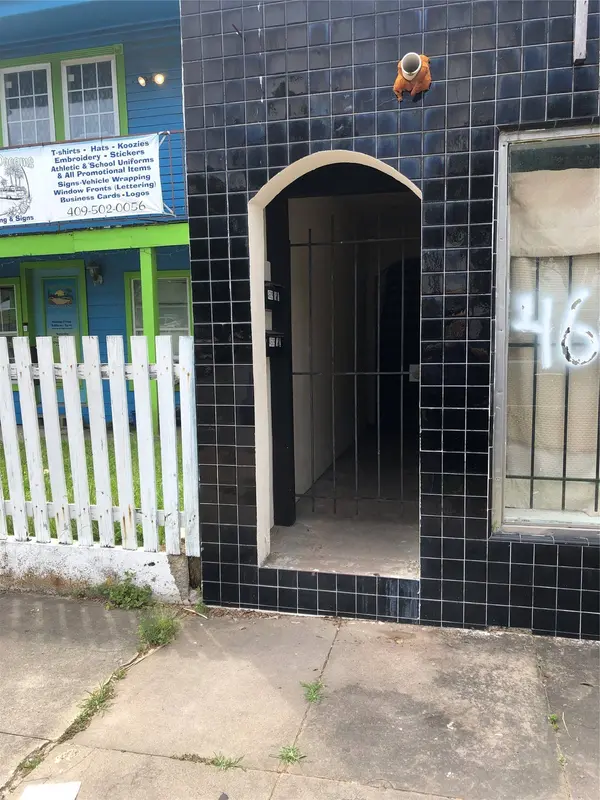 4609 Broadway ST #3, Galveston, TX 77551