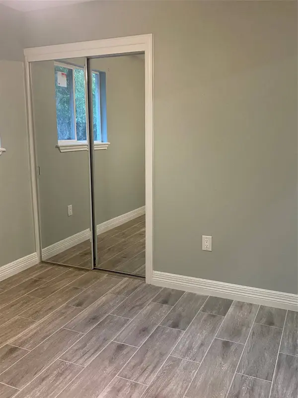 7 Dowling ST #B, La Marque, TX 77568