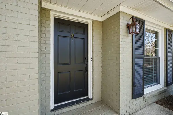 124 Colvin Road, Greenville, SC 29615-1930