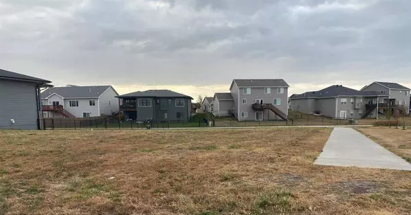 333 11th Street NW, Bondurant, IA 50035