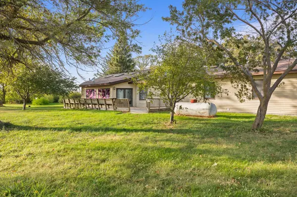 6719 S 104th Avenue W, Prairie City, IA 50228