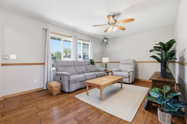 625 22nd Avenue SW, Altoona, IA 50009