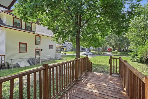 4111 Cottage Grove Avenue, Des Moines, IA 50311