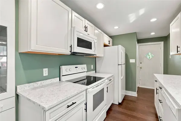 4111 Cottage Grove Avenue, Des Moines, IA 50311