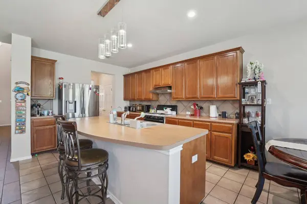 4013 Veiled Falls DR, Pflugerville, TX 78660