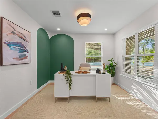 3008 Cedarlawn CIR, Austin, TX 78723