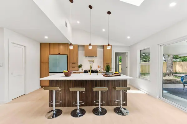 7503 Carriage DR, Austin, TX 78752