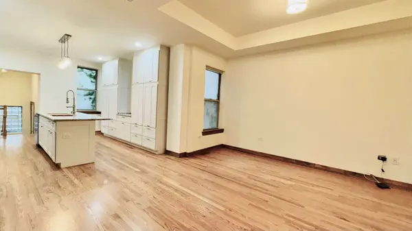 6128 S Kenwood Avenue, Chicago, IL 60637