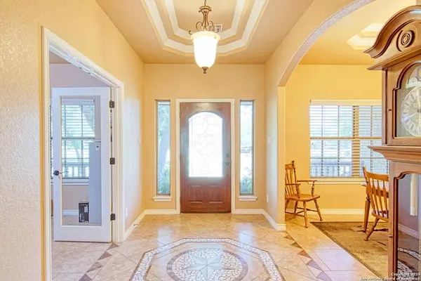 536 ROSE BRANCH DR, La Vernia, TX 78121-4767