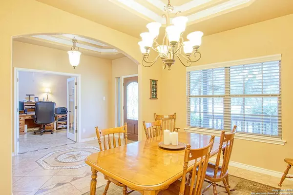 536 ROSE BRANCH DR, La Vernia, TX 78121-4767