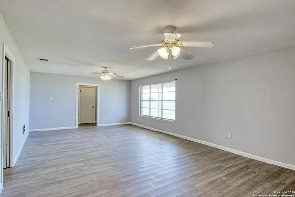 12157 FM 775, La Vernia, TX 78121