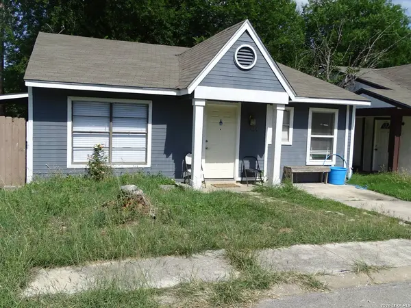 4414 LEHMAN DR, Kirby, TX 78219-1150