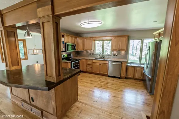 7805 Marilyn Drive, Windsor Heights, IA 50324
