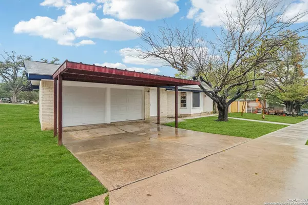 5630 Lon Chaney, San Antonio, TX 78240