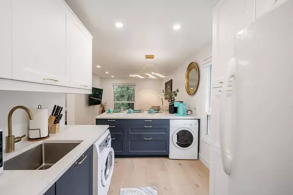 1620 Mclean DR, Vancouver, BC V5L 3P3