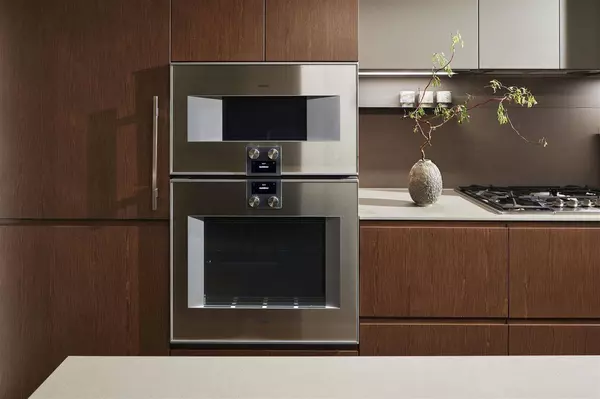 1277 Hornby ST #2206, Vancouver, BC V6Z 1W2