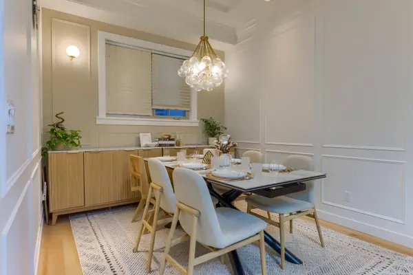 7588 Osler ST, Vancouver, BC V6P 4C7