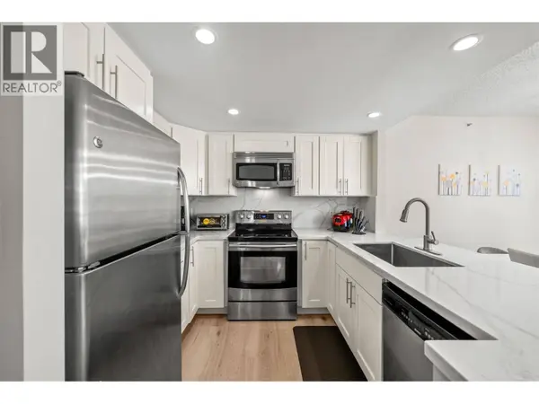 867 HAMILTON STREET, Vancouver, BC V6B2R7