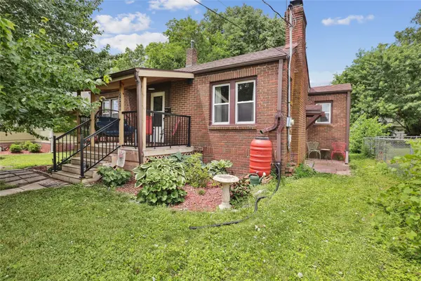 2320 44th Street, Des Moines, IA 50310